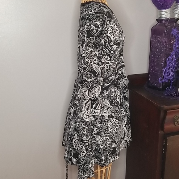 tomorrow's mother Maternity Black and White Large Long Sleeve Top - Picture 4 of 5